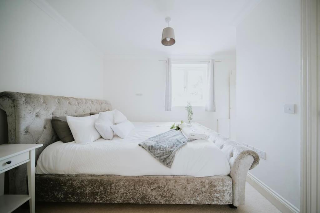 Linen Cottage- Parking, Leds, 4K Tvs, 5G Wifi And More! Bath Exterior foto