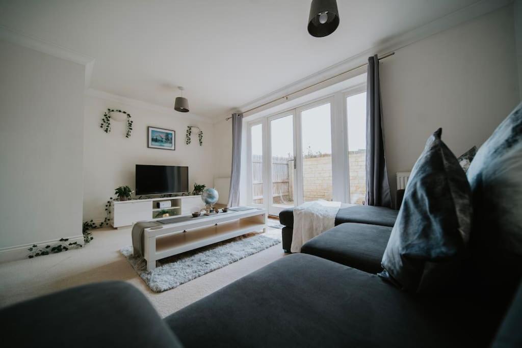 Linen Cottage- Parking, Leds, 4K Tvs, 5G Wifi And More! Bath Exterior foto